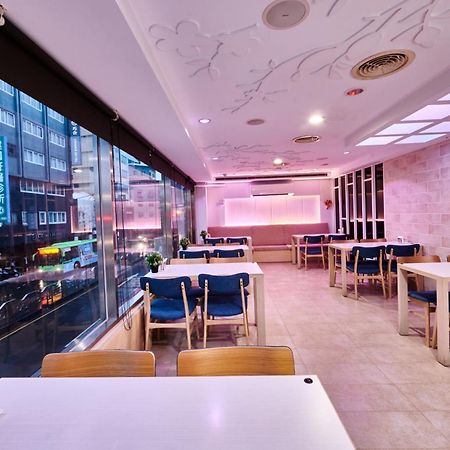 Hotel Leisure 台中輕行旅 Luaran gambar