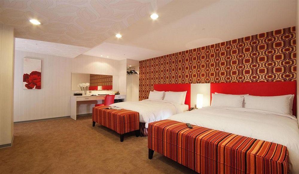 Hotel Leisure 台中輕行旅 Luaran gambar