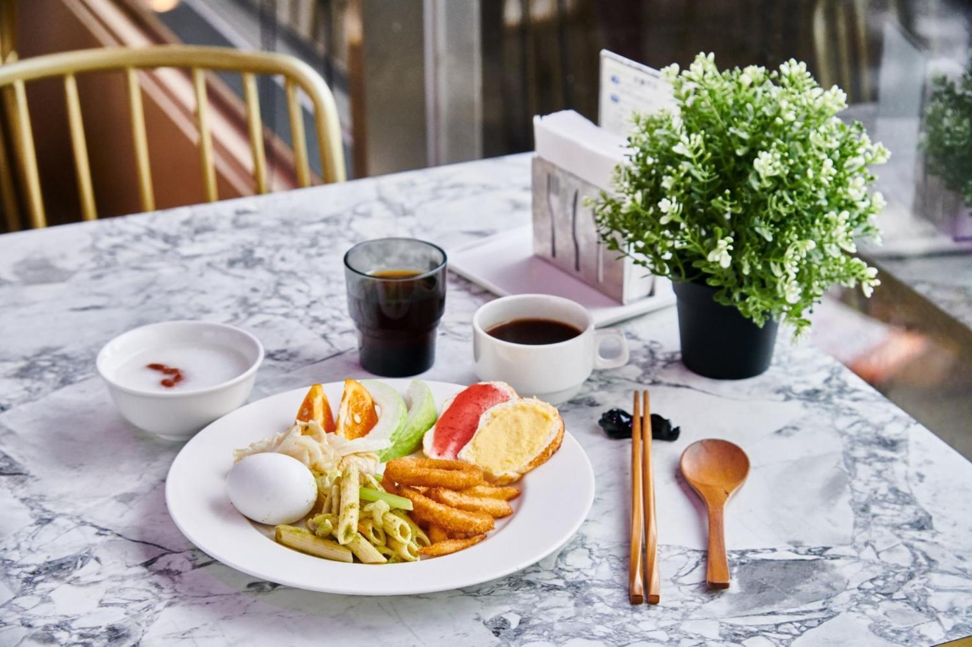 Hotel Leisure 台中輕行旅 Luaran gambar