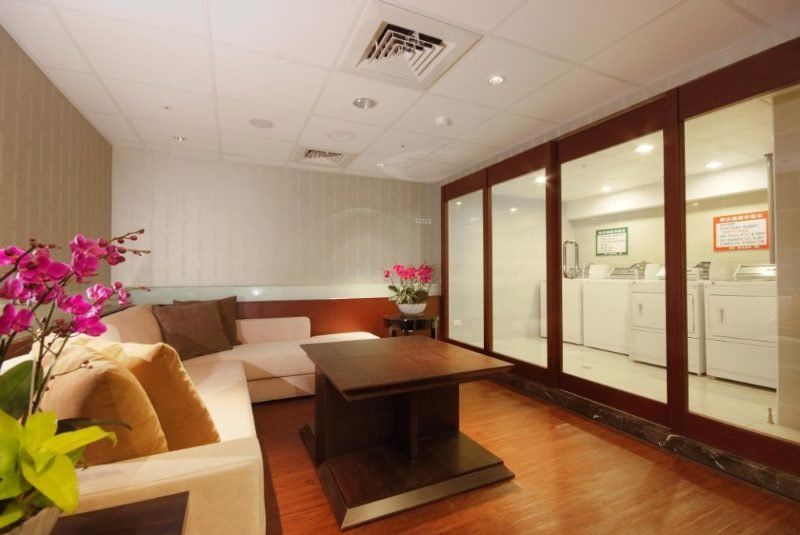 Hotel Leisure 台中輕行旅 Luaran gambar